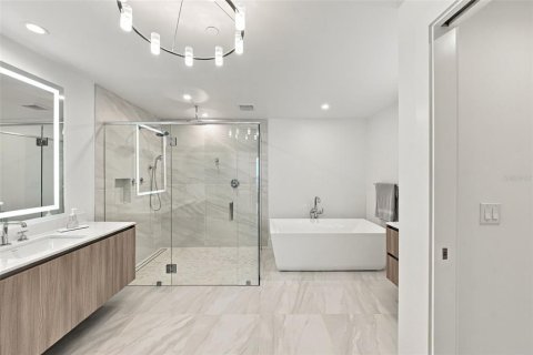 Copropriété à vendre à Tampa, Floride: 3 chambres, 223.99 m2 № 2376723 - photo 20