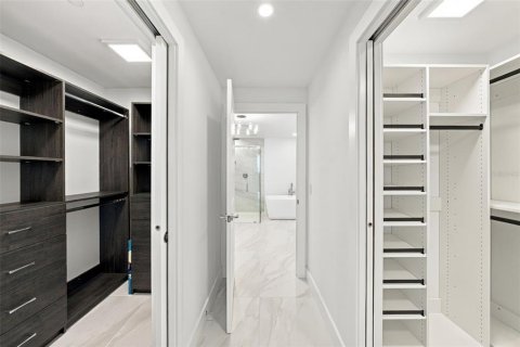 Copropriété à vendre à Tampa, Floride: 3 chambres, 223.99 m2 № 2376723 - photo 19