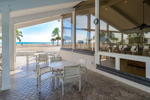 Copropriété à louer à Fort Lauderdale, Floride: 3 chambres, 118.26 m2 № 1103289 - photo 1