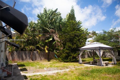 Купить виллу или дом в Холливуд, Флорида 3 спальни, 111.11м2, № 2028593 - фото 19