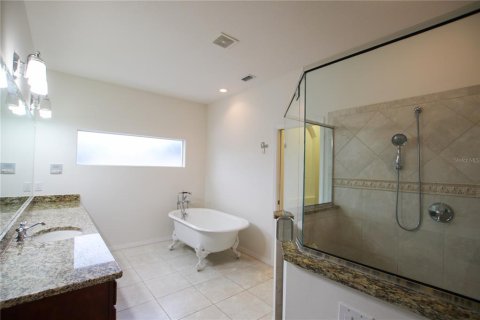 Villa ou maison à louer à Tampa, Floride: 3 chambres, 209.31 m2 № 1791113 - photo 28