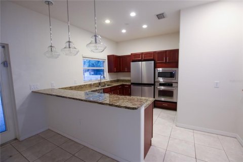 Villa ou maison à louer à Tampa, Floride: 3 chambres, 209.31 m2 № 1791113 - photo 17