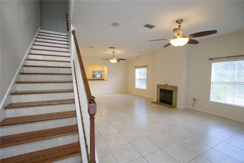 Villa ou maison à louer à Tampa, Floride: 3 chambres, 209.31 m2 № 1791113 - photo 4