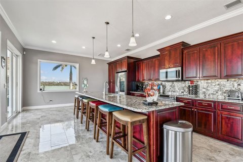 Casa en venta en Madeira Beach, Florida, 6 dormitorios, 395.3 m2 № 2108897 - foto 21
