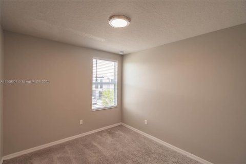 Adosado en venta en Palm Springs, Florida, 3 dormitorios, 141.68 m2 № 1749852 - foto 27