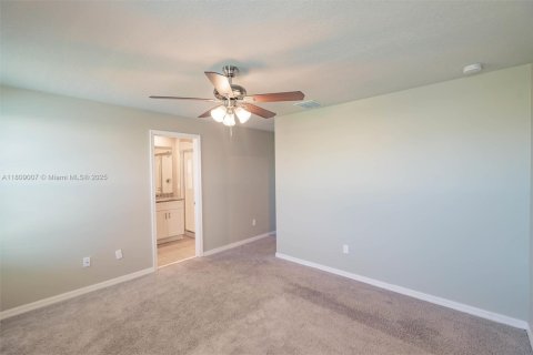 Adosado en venta en Palm Springs, Florida, 3 dormitorios, 141.68 m2 № 1749852 - foto 21