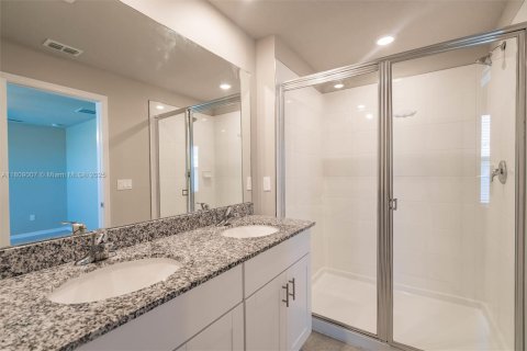 Adosado en venta en Palm Springs, Florida, 3 dormitorios, 141.68 m2 № 1749852 - foto 23