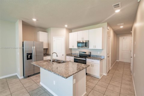 Adosado en venta en Palm Springs, Florida, 3 dormitorios, 141.68 m2 № 1749852 - foto 6