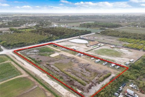 Immobilier commercial à vendre à Miami, Floride № 2170944 - photo 5