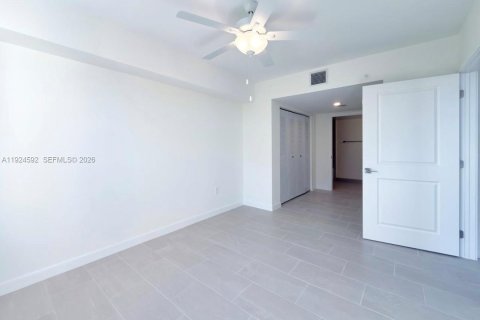 Снять в аренду квартиру в Суитуотер, Флорида 3 спальни, 479.75м2, № 2082902 - фото 10