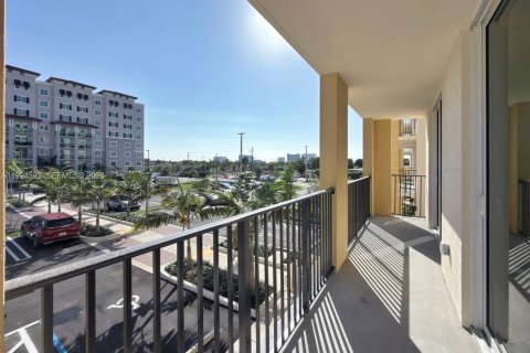 Снять в аренду квартиру в Суитуотер, Флорида 3 спальни, 479.75м2, № 2082902 - фото 14