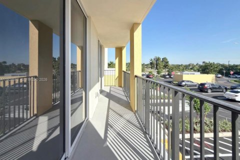 Снять в аренду квартиру в Суитуотер, Флорида 3 спальни, 479.75м2, № 2082902 - фото 19