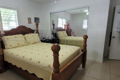 Copropriété à vendre à Hollywood, Floride: 2 chambres, 84.54 m2 № 2255814 - photo 2