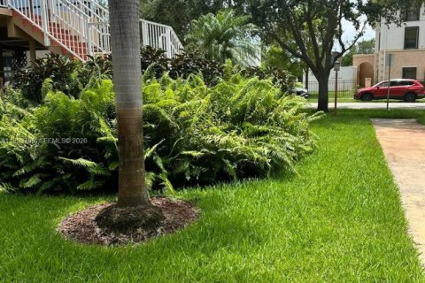 Copropriété à vendre à Hollywood, Floride: 2 chambres, 84.54 m2 № 2255814 - photo 9