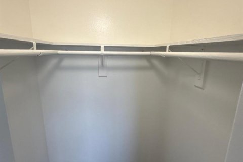 Appartement à louer à Opa-locka, Floride: 2 chambres, 69.68 m2 № 2177371 - photo 11
