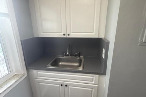 Appartement à louer à Opa-locka, Floride: 2 chambres, 69.68 m2 № 2177371 - photo 4