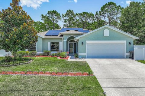 House in Palm Coast, Florida 3 bedrooms, 169.92 sq.m. № 1866783 - photo 1