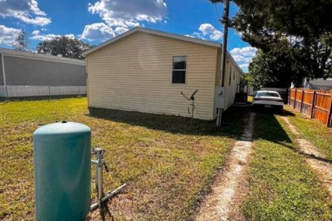 Appartement à louer à Brooksville, Floride: 3 chambres, 124.86 m2 № 2425432 - photo 2