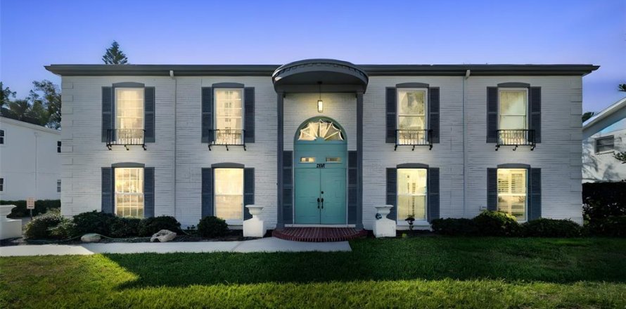 Condo in Saint Petersburg, Florida, 2 bedrooms  № 2236423