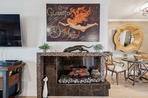 Condo in Saint Petersburg, Florida, 2 bedrooms  № 2236423 - photo 14