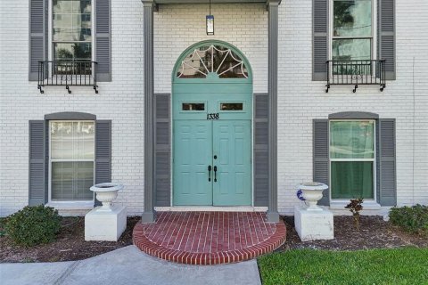 Condo in Saint Petersburg, Florida, 2 bedrooms  № 2236423 - photo 4