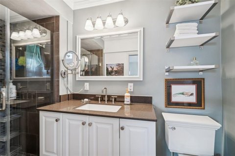 Condo in Saint Petersburg, Florida, 2 bedrooms  № 2236423 - photo 28