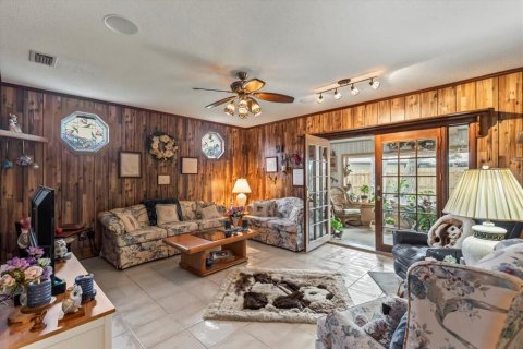 Villa ou maison à vendre à Ormond Beach, Floride: 3 chambres, 179.49 m2 № 2144180 - photo 16