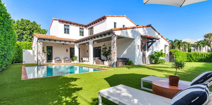 Villa ou maison à West Palm Beach, Floride 4 chambres, 273.78 m2 № 2081578