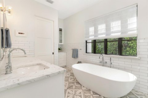 Villa ou maison à vendre à West Palm Beach, Floride: 4 chambres, 273.78 m2 № 2081578 - photo 11