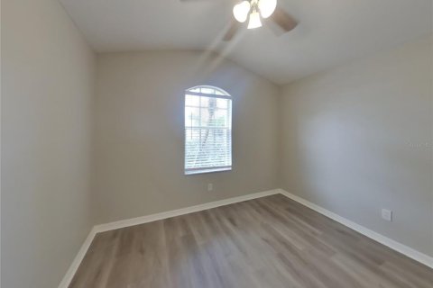 House in Valrico, Florida 4 bedrooms, 203.08 sq.m. № 1910937 - photo 11
