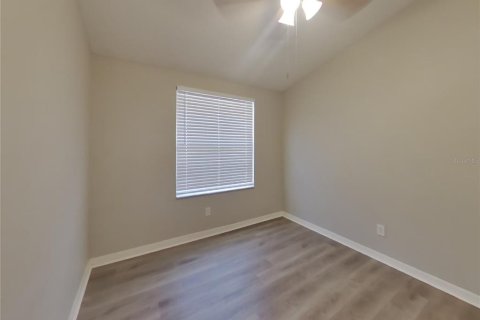 House in Valrico, Florida 4 bedrooms, 203.08 sq.m. № 1910937 - photo 12