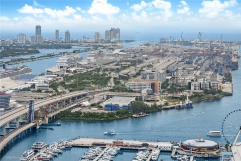 Condominio en venta en Miami, Florida, 1 dormitorio, 46.82 m2 № 1861695 - foto 3