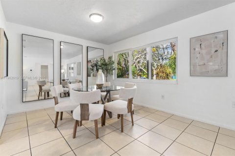 Villa ou maison à vendre à Pinecrest, Floride: 3 chambres, 171.78 m2 № 2025263 - photo 6