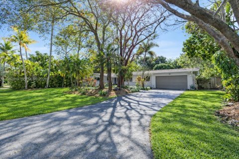 Villa ou maison à vendre à Pinecrest, Floride: 3 chambres, 171.78 m2 № 2025263 - photo 25
