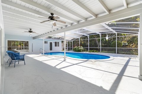 Villa ou maison à vendre à Pinecrest, Floride: 3 chambres, 171.78 m2 № 2025263 - photo 19