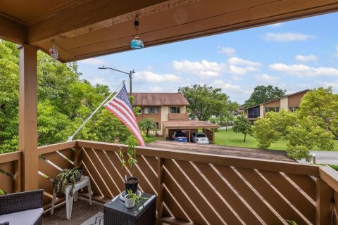 Condo in New Port Richey, Florida, 2 bedrooms  № 1911437 - photo 7