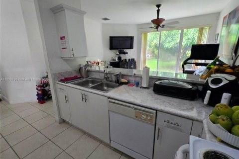 Touwnhouse à louer à Homestead, Floride: 4 chambres № 1830837 - photo 15