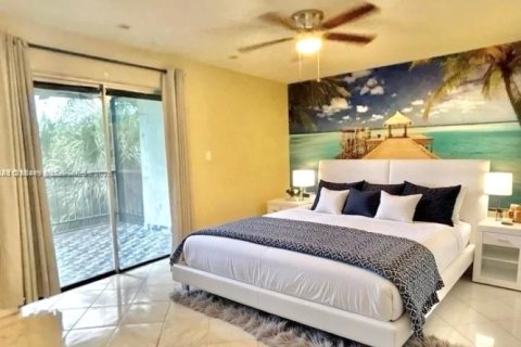 Condominio en venta en Plantation, Florida, 2 dormitorios, 88.44 m2 № 2037828 - foto 8