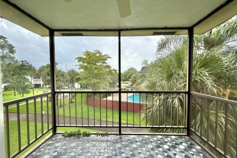 Condominio en venta en Plantation, Florida, 2 dormitorios, 88.44 m2 № 2037828 - foto 4