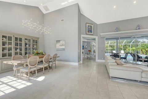 Villa ou maison à vendre à University Park, Floride: 3 chambres, 336.77 m2 № 2413860 - photo 5