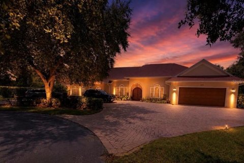 Casa en venta en Sebring, Florida, 7 dormitorios, 475.29 m2 № 2219799 - foto 2