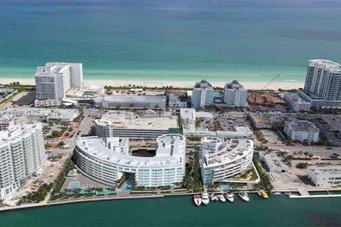 Condo in Miami, Florida, 2 bedrooms  № 1980618 - photo 26