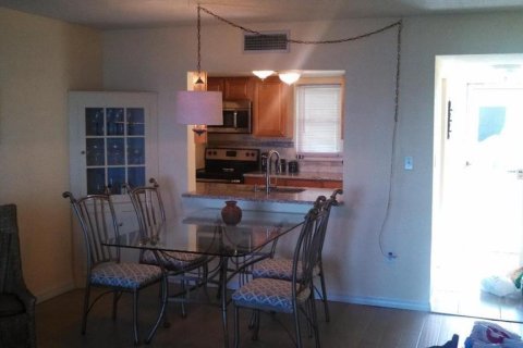 Condominio en alquiler en Dunedin, Florida, 1 dormitorio, 65.4 m2 № 1593558 - foto 3