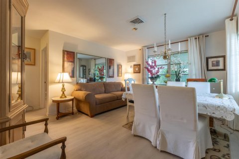 Купить кондоминиум в Лантана, Флорида 5 комнат, 81.01м2, № 2086120 - фото 7