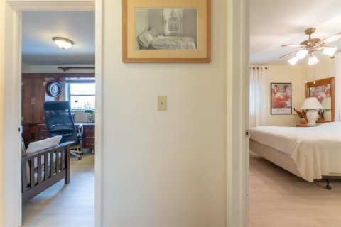 Купить кондоминиум в Лантана, Флорида 5 комнат, 81.01м2, № 2086120 - фото 16