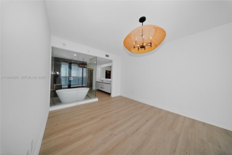 Copropriété à louer à Miami, Floride: 4 chambres, 239.87 m2 № 1998157 - photo 15