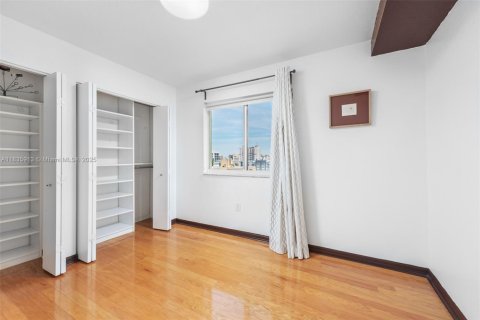 Copropriété à vendre à Miami, Floride: 2 chambres, 99.13 m2 № 1819884 - photo 13