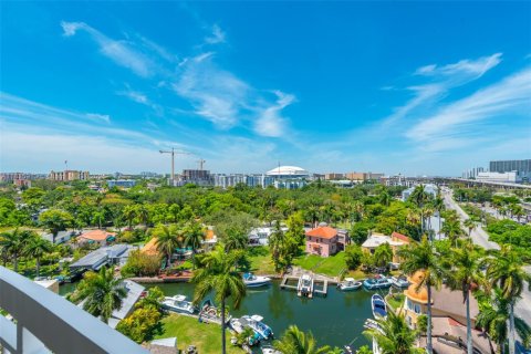 Copropriété à vendre à Miami, Floride: 2 chambres, 99.13 m2 № 1819884 - photo 16