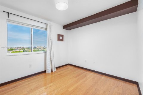 Copropriété à vendre à Miami, Floride: 2 chambres, 99.13 m2 № 1819884 - photo 12