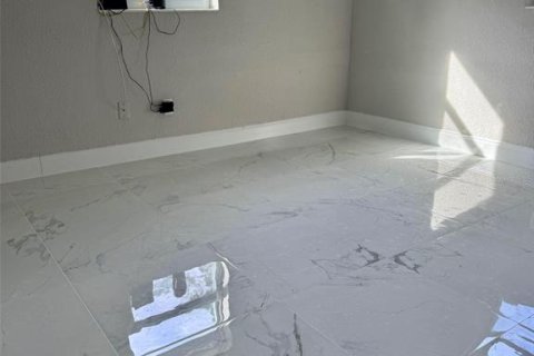 Casa en venta en Winter Haven, Florida, 2 dormitorios, 102.1 m2 № 2099904 - foto 8